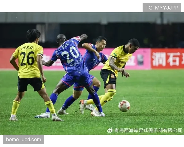青岛西海岸创本轮最大分差失利，门将后卫双双入选黑榜